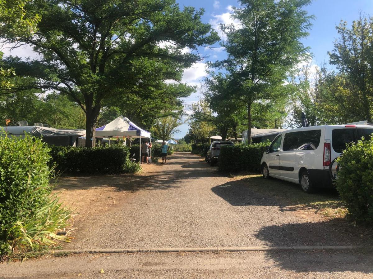 Camping Paradis Family Les Rives De L'Herault Gignac  Εξωτερικό φωτογραφία