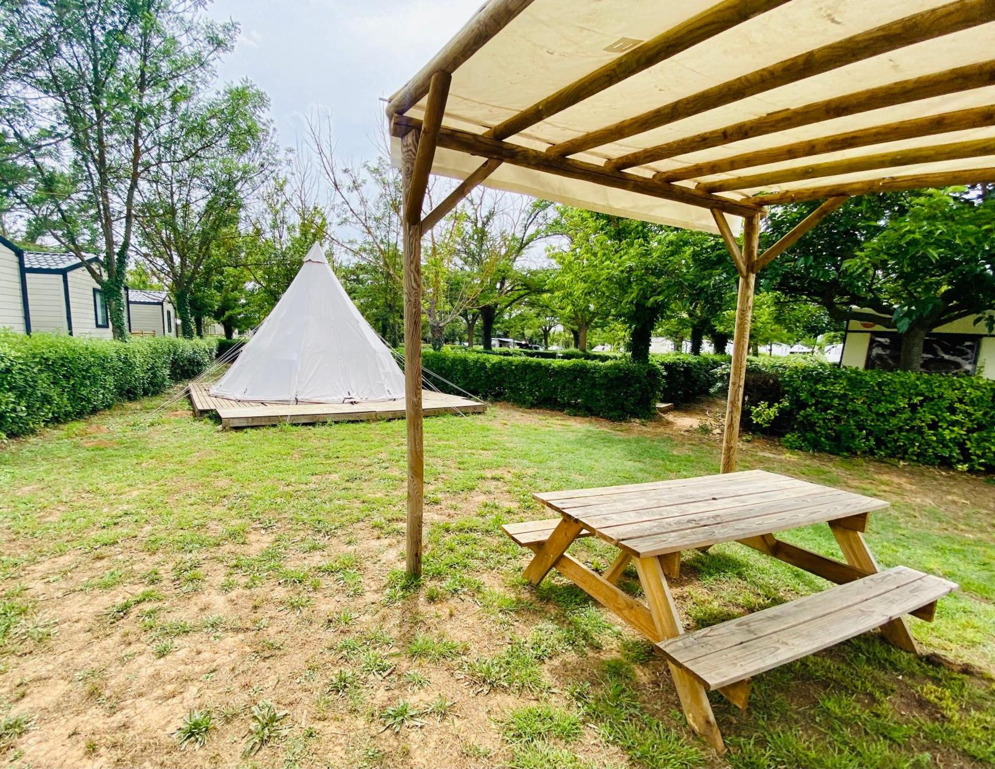Camping Paradis Family Les Rives De L'Herault Gignac  Εξωτερικό φωτογραφία
