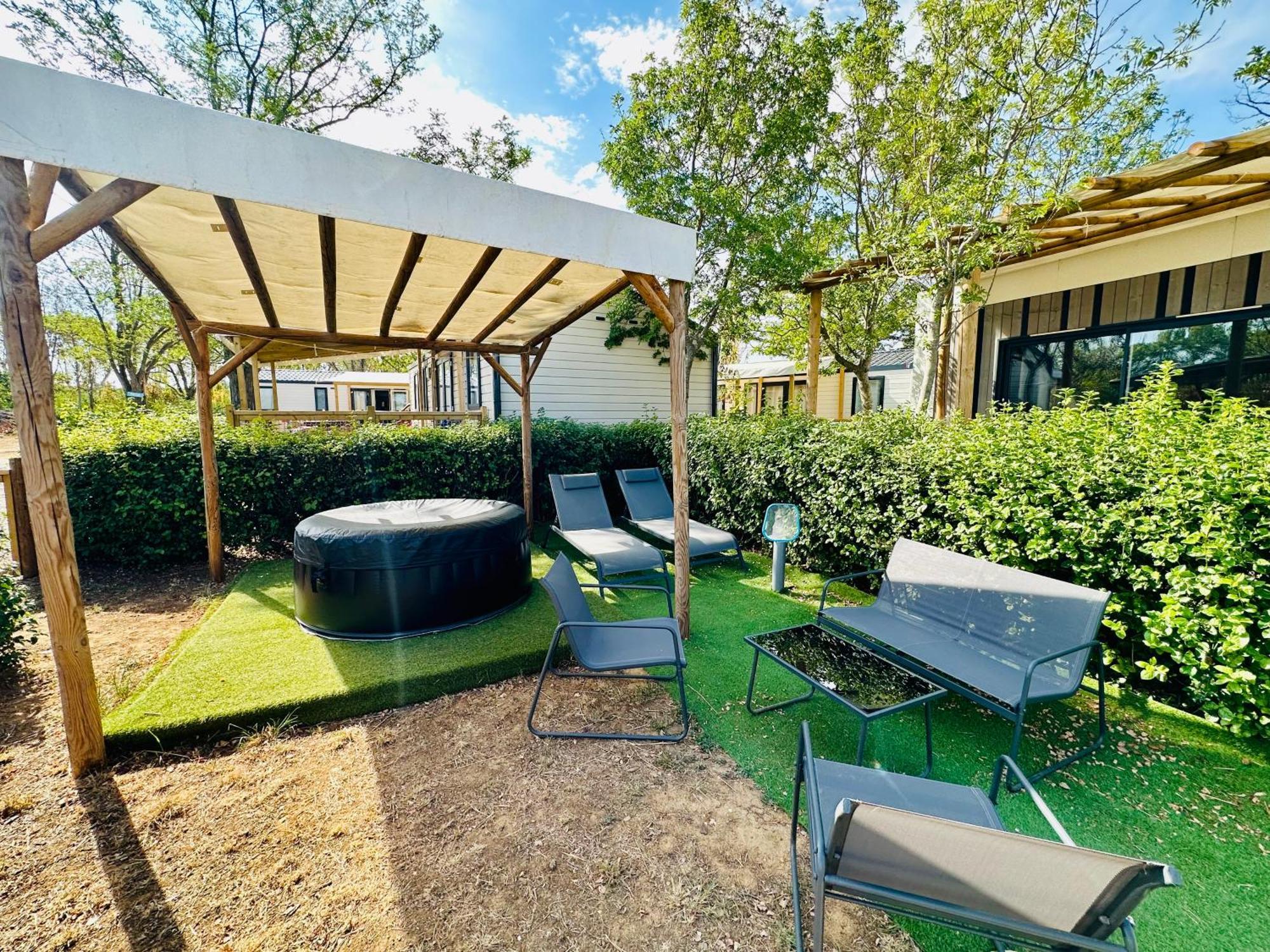 Camping Paradis Family Les Rives De L'Herault Gignac  Εξωτερικό φωτογραφία